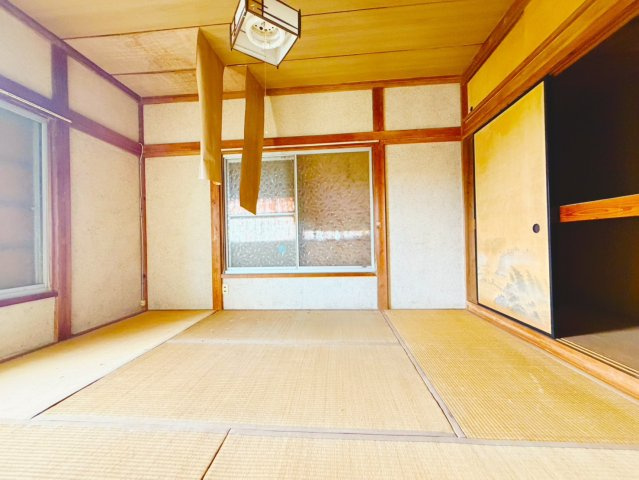 夏は海辺で海水浴♪銚子市長塚町中古住宅の和室