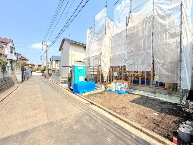 戸塚区平戸5丁目　新築戸建　第2の前面道路含む現地写真|◆前面道路も幅員があり車の運転も安心！前面道路は閑静な住宅地。車通りの少ない道路です。お子様にも安心です。