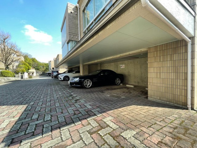 【周辺】 | グランフォルム青葉台Ⅳ号棟 | ◆その邸が魅せる、気品・上質・重厚感・極細やかさ、そのすべては訪れた者に安らぎと品性を与える特別な空間です。ここに住むからこそ意味がある。すべての（始まり）をここから迎えます。