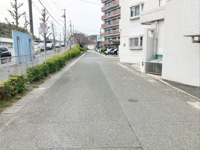 ロイヤルマンション新下関のその他|前面道路