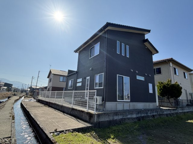 白山市大竹町の外観