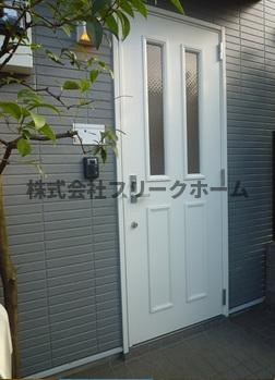 三鷹市下連雀３丁目のタウンのエントランス