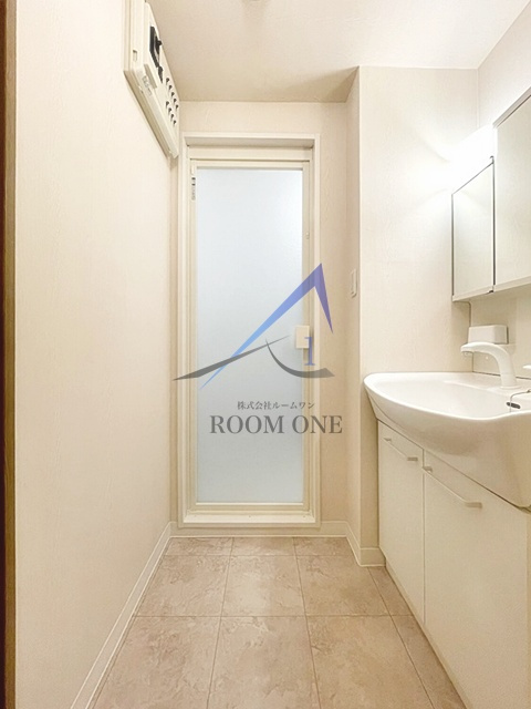 パレ洗足池の洗面所|独立洗面台です。