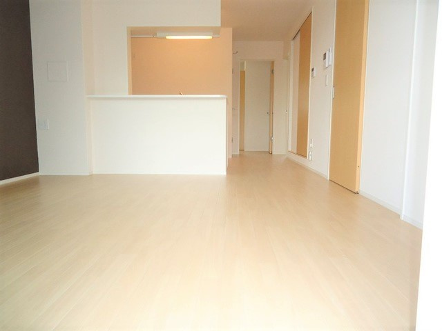 熊本市南区良町５丁目のアパートの居間・リビング