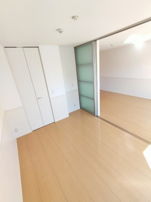 【洋室】 | グランマルニエ