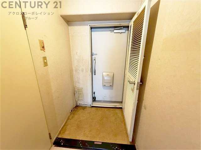 東園田ストークハイツ　ただいま内装リフォーム中です。（リフォーム前写真）