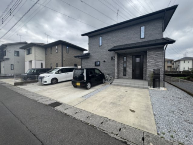グランディ施工の立地良しなオール電化の理想な新生活♪小山市東間々田の駐車場