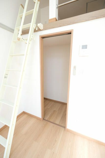 クレール小山の収納