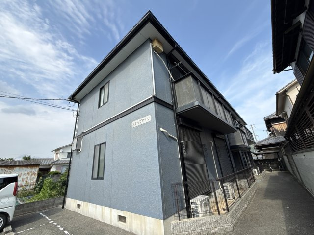 ステップハイツの外観