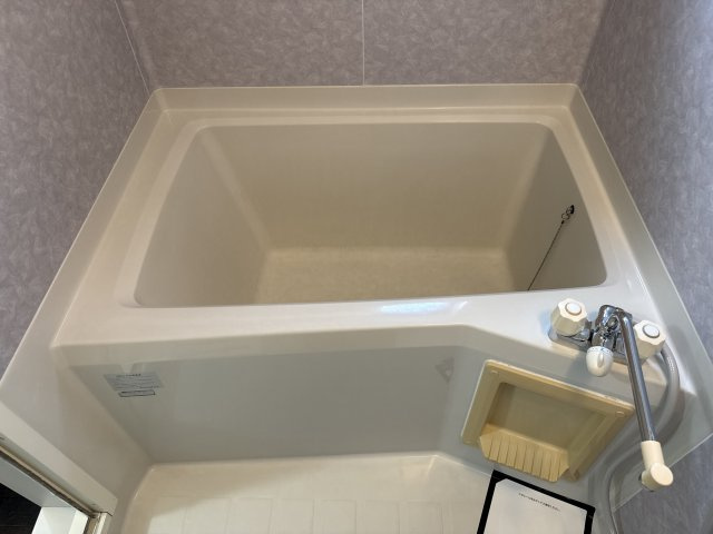 ステップハイツの浴室