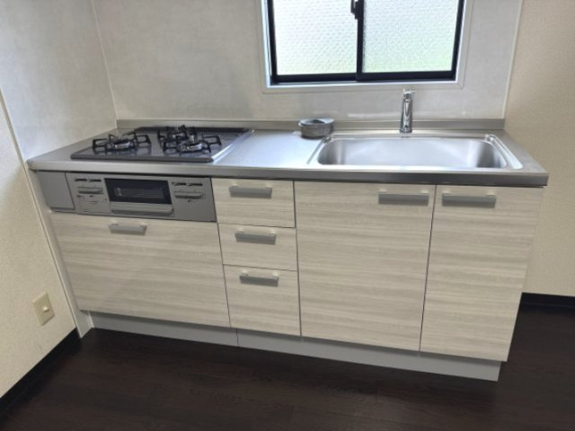 ステップハイツのキッチン