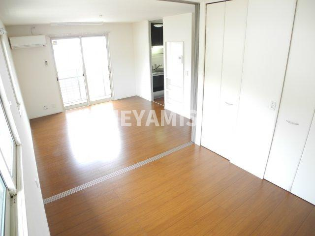 ヴェルジェ矢上の居間・リビング