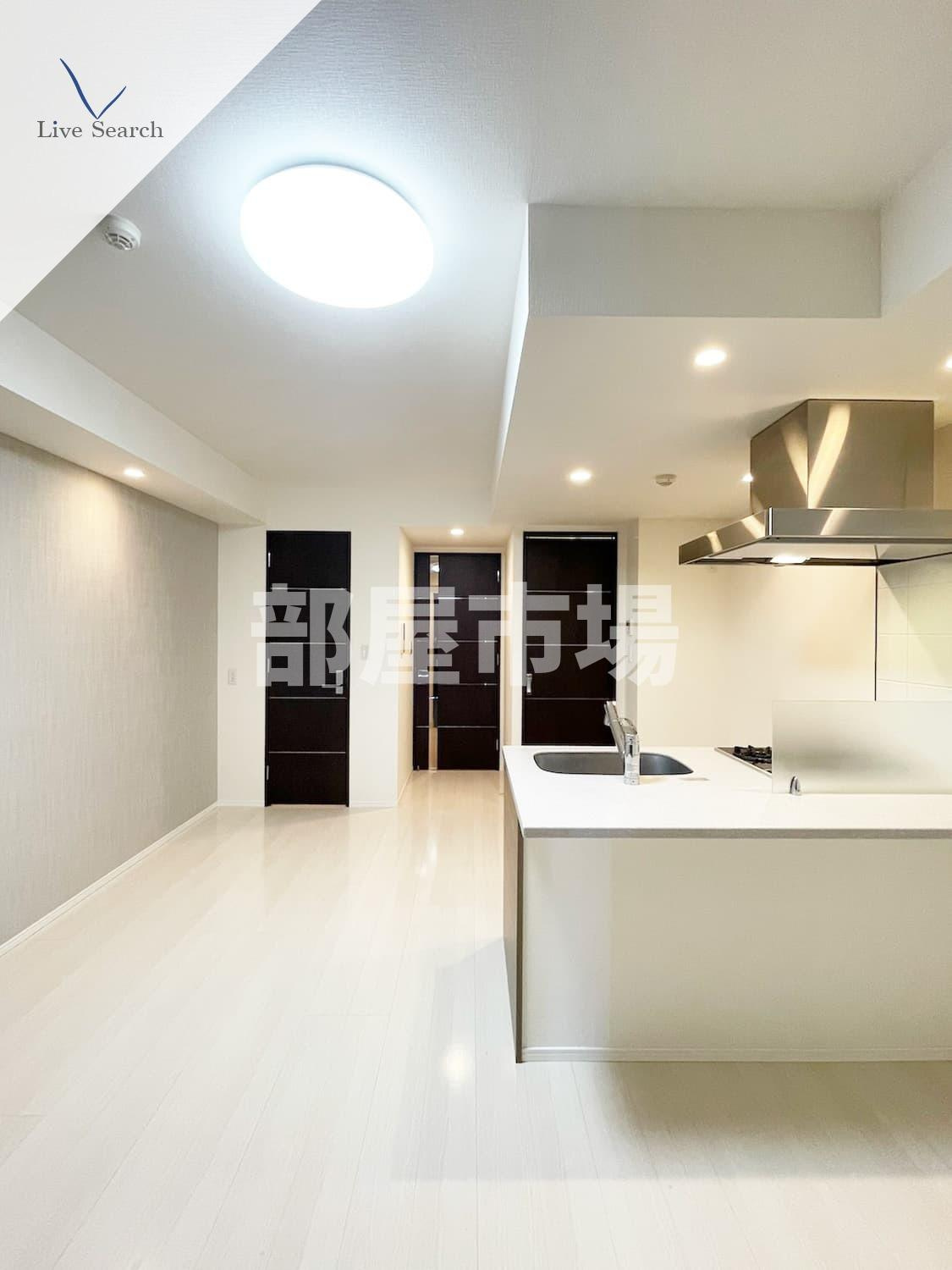 グラントレゾール駒形の居間・リビング