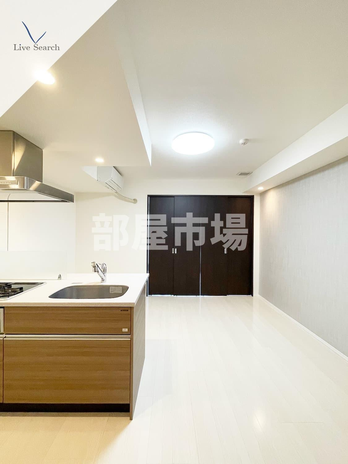 グラントレゾール駒形の居間・リビング