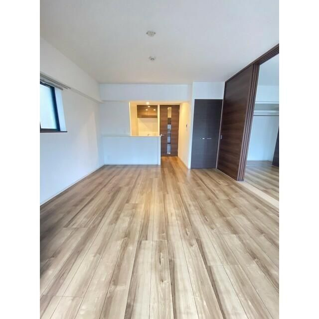 ラ・ヴィータ新御徒町の居間・リビング