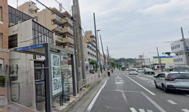 リブゼ横浜アクアガーデンのその他|バス停目の前！みなと赤十字病院行きや桜木町駅・磯子駅・保土ヶ谷駅行きなど行き先も豊富です。