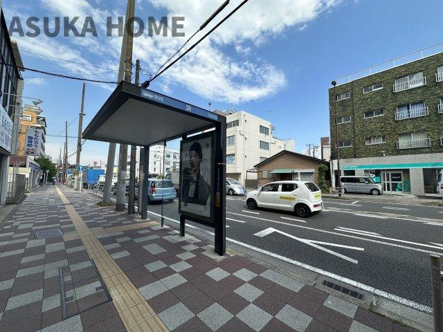リブゼ横浜アクアガーデンのその他|バス停目の前！みなと赤十字病院行きや桜木町駅・磯子駅・保土ヶ谷駅行きなど行き先も豊富です。