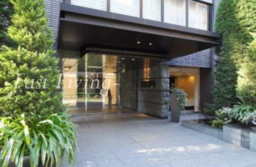 Ｃｒｅａｒｅ麹町