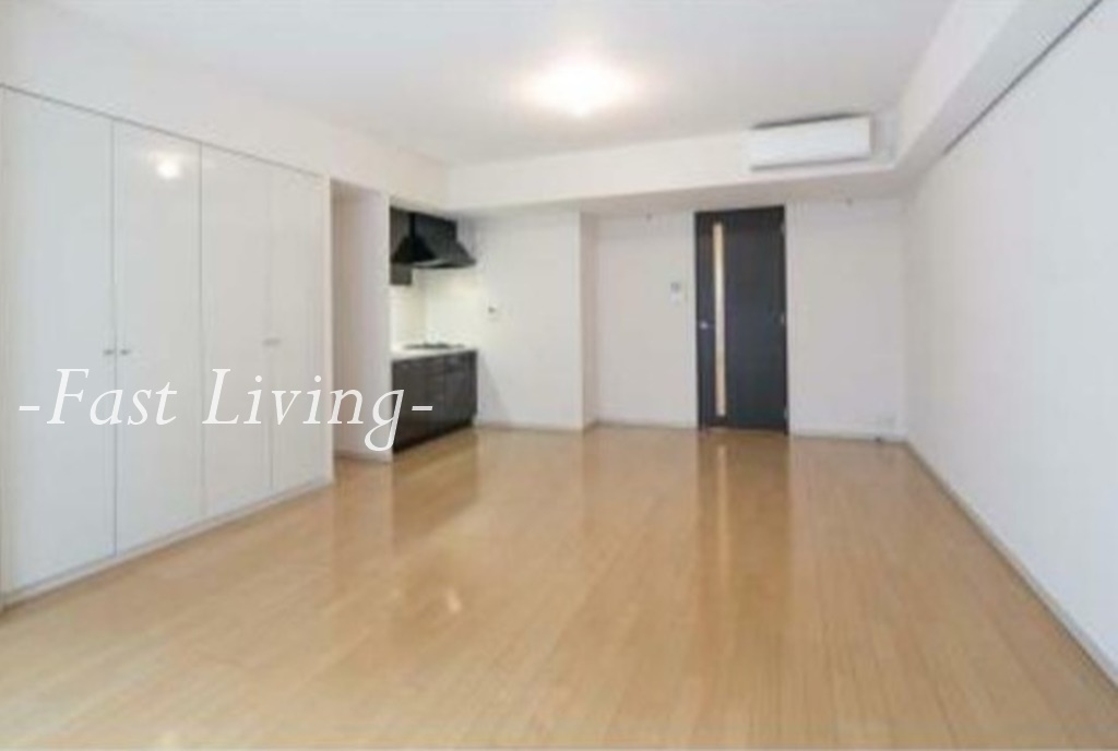 Ｃｒｅａｒｅ麹町の居間・リビング