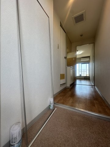 サンハイツ山之内の玄関