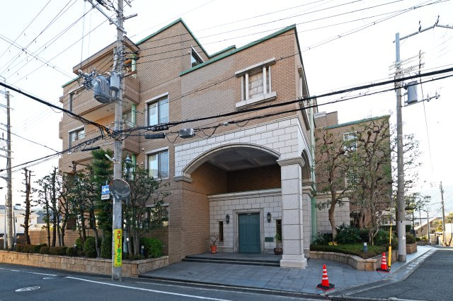 芦屋親王塚パークマンションの外観|外観は落ち着いています