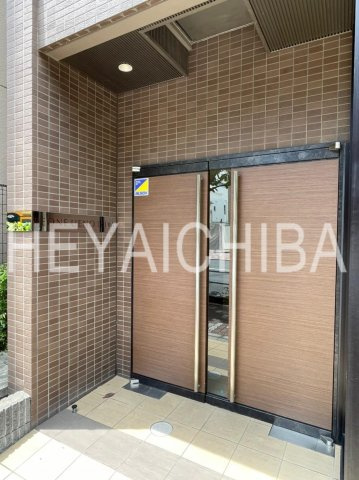 レオーネ上野入谷のエントランス