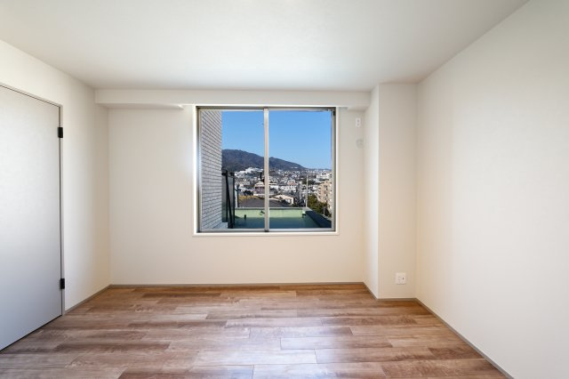 芦屋親王塚パークマンションの洋室|コンパクトで使いやすい洋室です