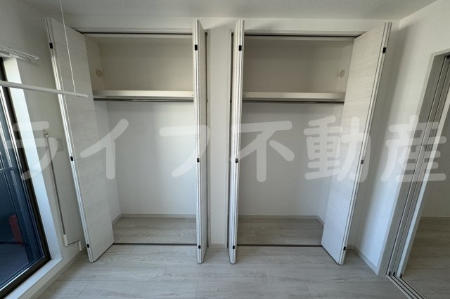 セレニティ衣摺の収納|ちょっとした収納スペースも充実しています
