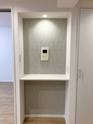 【その他】 | パシフィック星置ヒルズB棟 | インターホンスペースは飾り棚もついてます♪