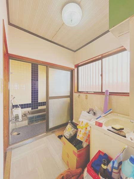 富士宮市山本の中古一戸建|洗面所 