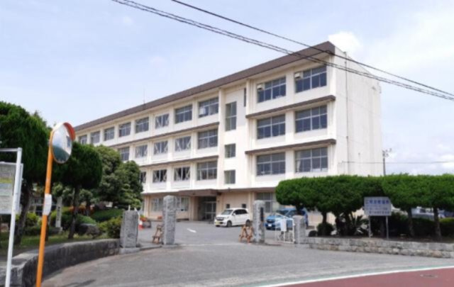 富士宮市外神の中古一戸建|富士宮市立富士宮第…まで2,315m 