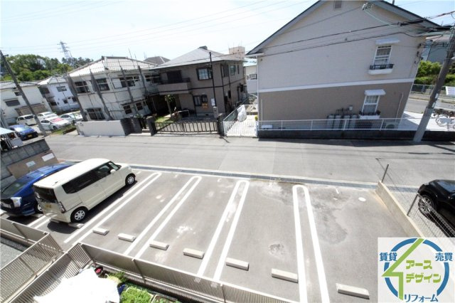 サンガーデン朝霧の駐車場|※類似部屋