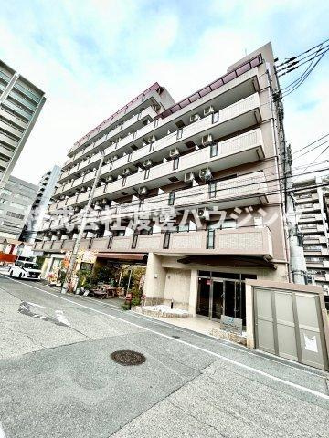 グランドステージ江坂の外観