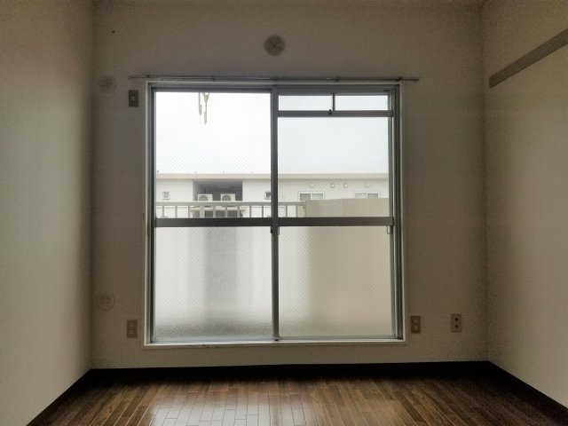 コートヴィレッジⅡの洋室