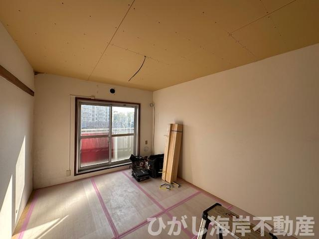 湘南小糸第一住宅１号棟の寝室|4月2日撮影　新規リフォーム中　6帖　洋室
