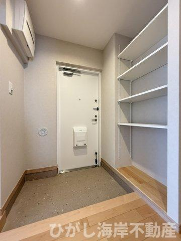 湘南小糸第一住宅１号棟の玄関|新規リフォーム完了！　玄関