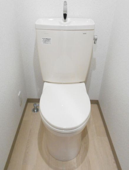 中野区沼袋２丁目の賃貸マンションのトイレ|独立型のトイレルーム☆
