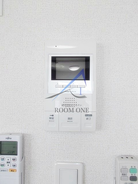 コンフォルト南葛西のセキュリティ|モニター付きインターホンです。