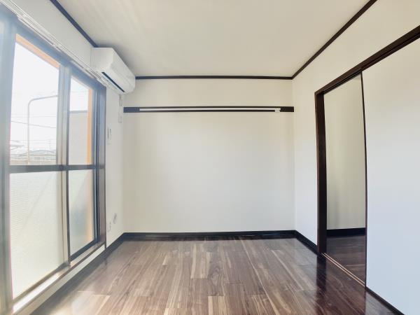 調布市国領町６丁目の賃貸マンションの居間・リビング