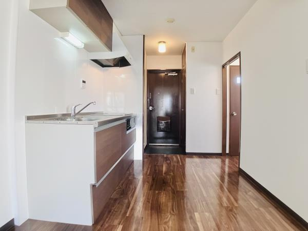 調布市国領町６丁目の賃貸マンションの内装