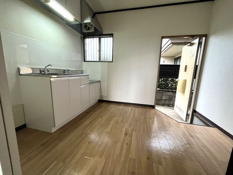 しこだサンハイツの居間・リビング