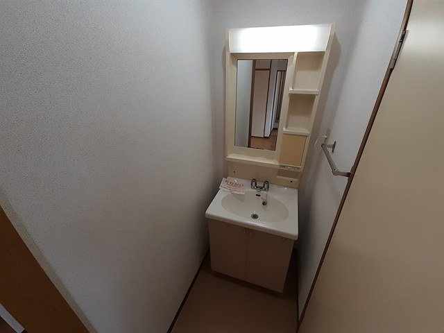 サンビレッヂの洗面所|使いやすい洗面所です