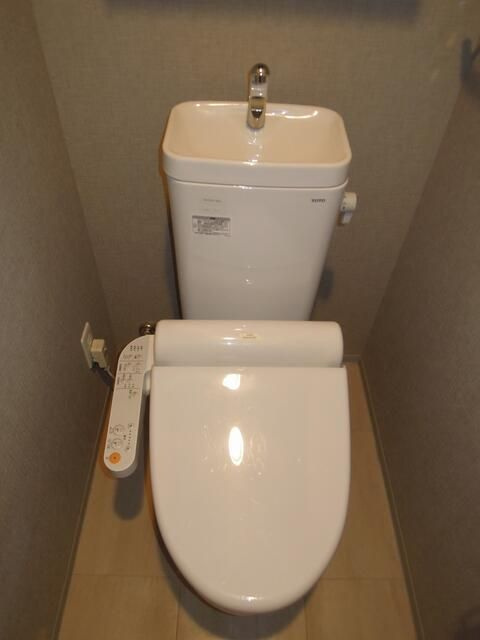ドゥーエ向島のトイレ