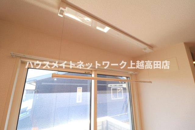ファースト・ハイツ 八幡のその他|室内物干し