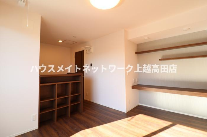 ファースト・ハイツ 八幡の居間・リビング|ＬＤＫ