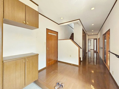【玄関】 | 川西市緑が丘1丁目　中古戸建