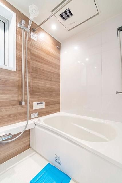 ライオンズマンション井土ケ谷の浴室