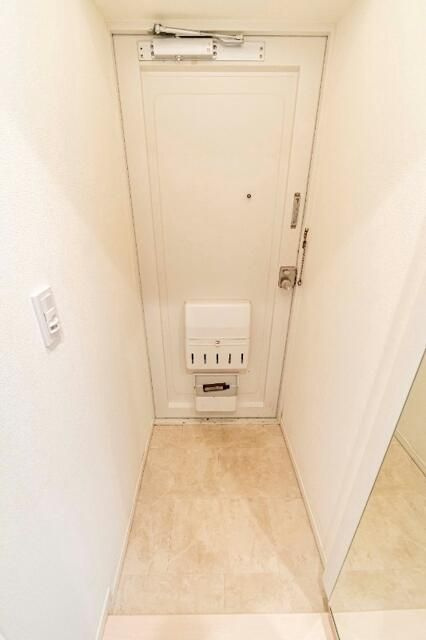 ライオンズマンション井土ケ谷の玄関