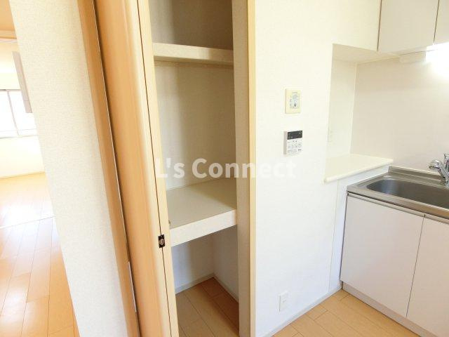 【設備】 | ベルアージュ　Ⅱ | ＬＤＫにも収納付き。
