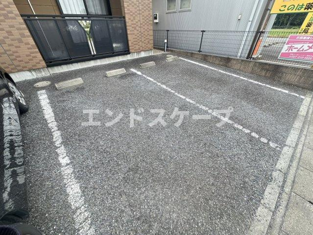 グレイスベルの駐車場|高崎、前橋のお部屋探しはエンドスケープまで！お客様の理想お聞かせ下さい♪